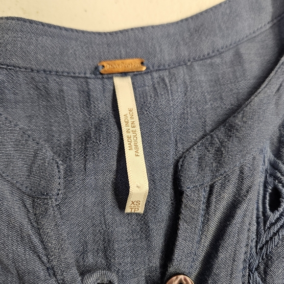 FREE PEOPLE Beach Dress Tunic Sleeveless Eyelet Accents Blue X-Small XS - Picture 4 of 5